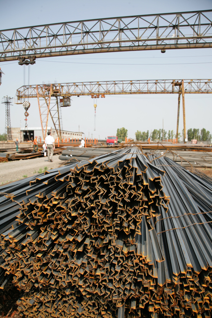 Металлобаза уголки равнополочные